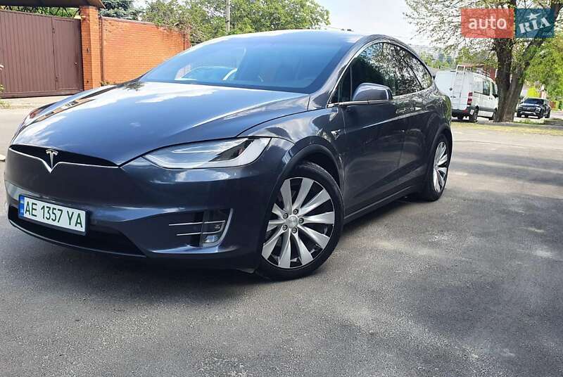 Tesla-5