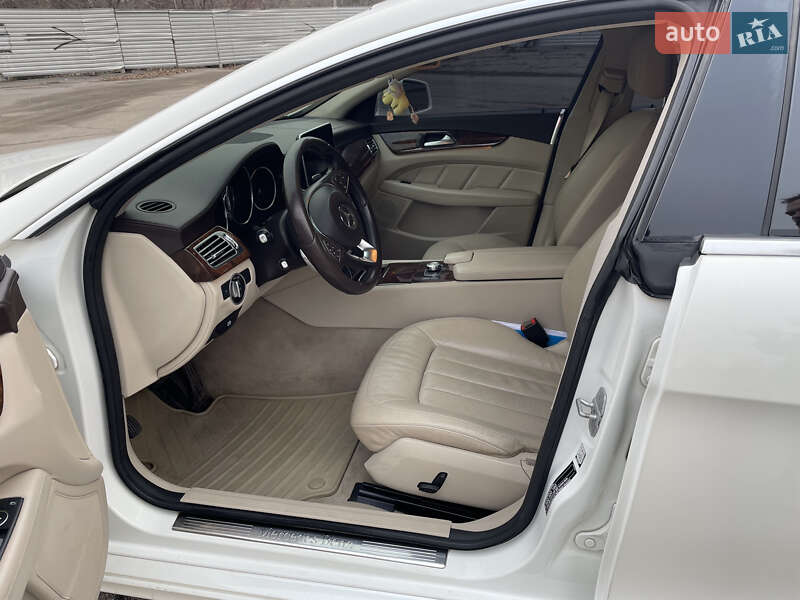 Mercedes-Benz CLS-Class 2015