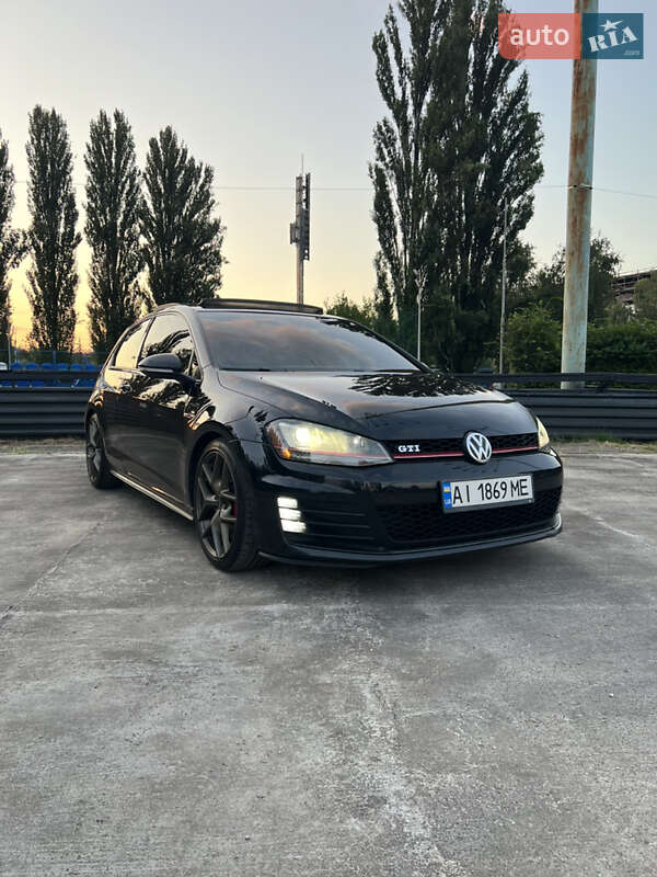 Volkswagen Golf GTI 2014