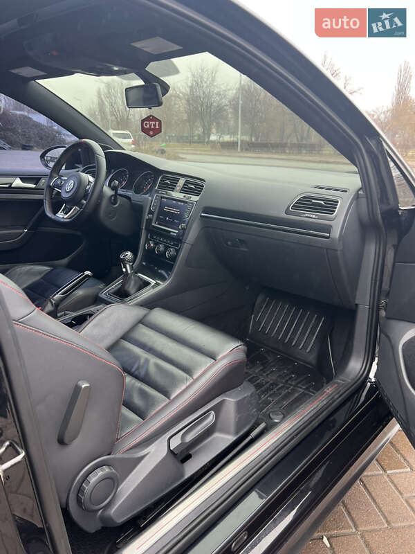 Volkswagen Golf GTI 2014