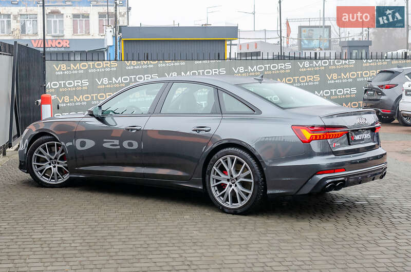 Audi-37