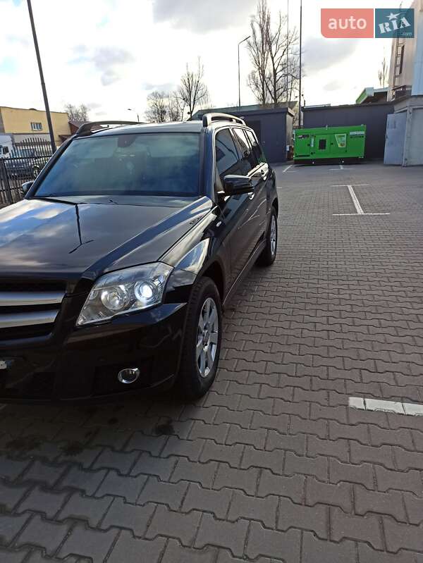 Mercedes-Benz GLK-Class 2012