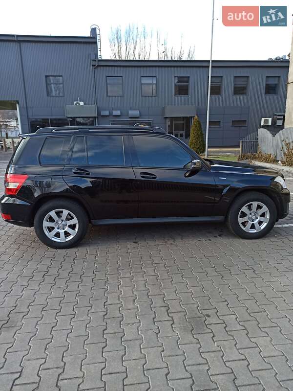 Mercedes-Benz GLK-Class 2012