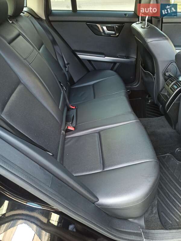 Mercedes-Benz GLK-Class 2012