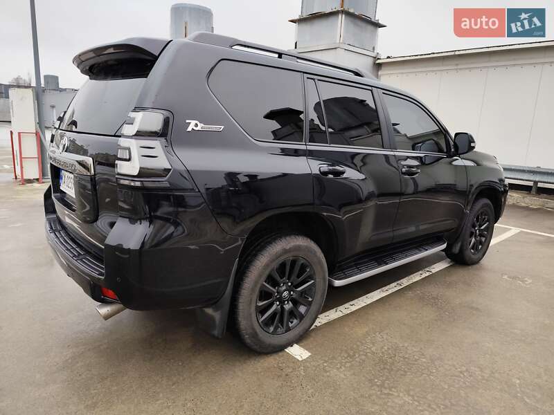Toyota Land Cruiser Prado 2021
