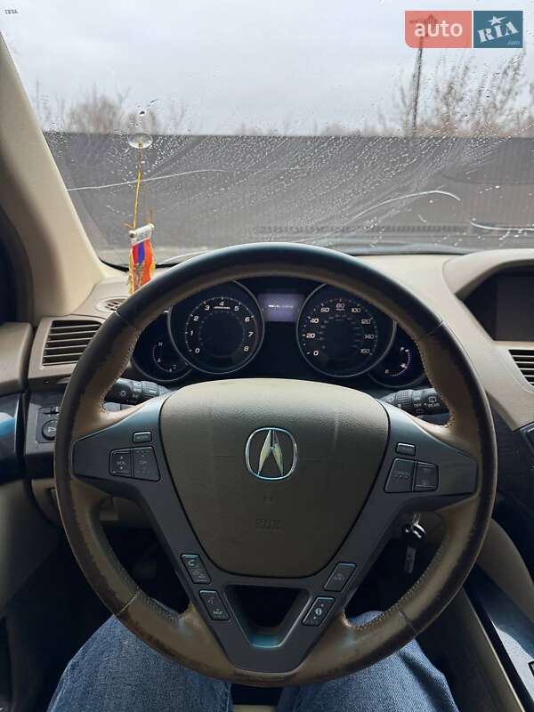 Acura-10