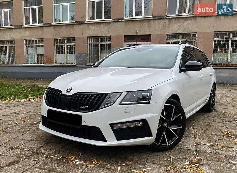 Skoda-100