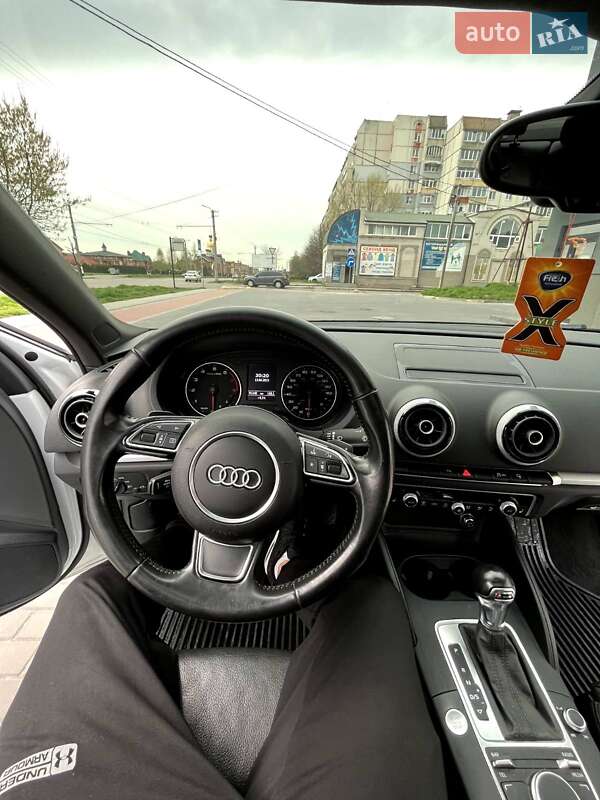 Audi-37