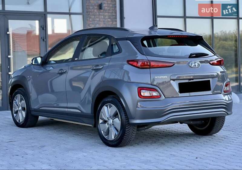 Hyundai-32