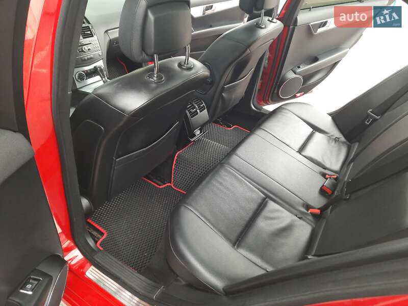 Mercedes-Benz C-Class 2007