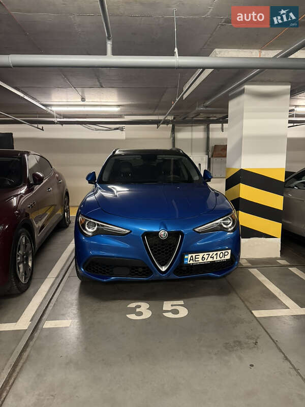 Alfa Romeo-0