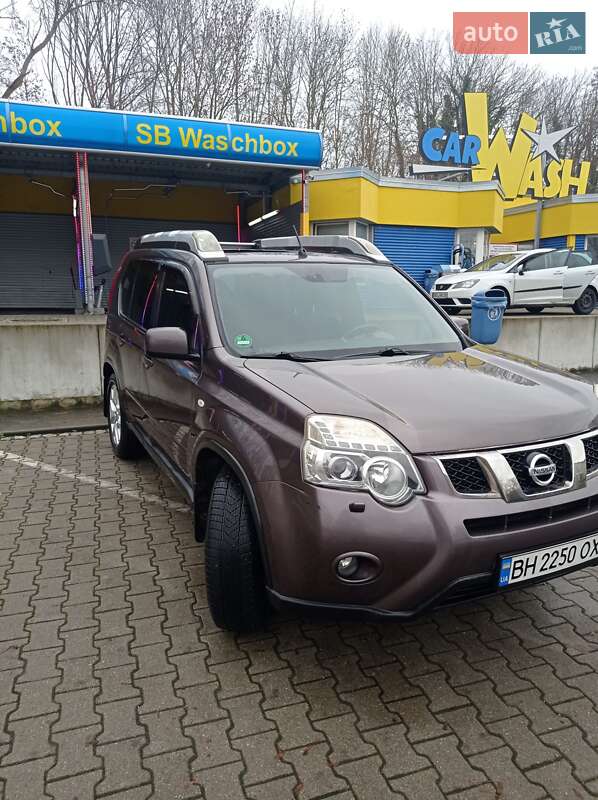 Nissan-0