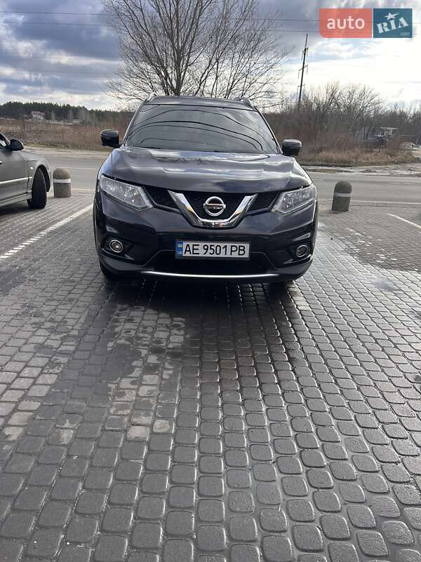 Nissan-14