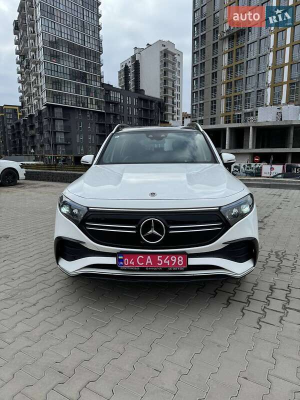 Mercedes-Benz EQB 2021