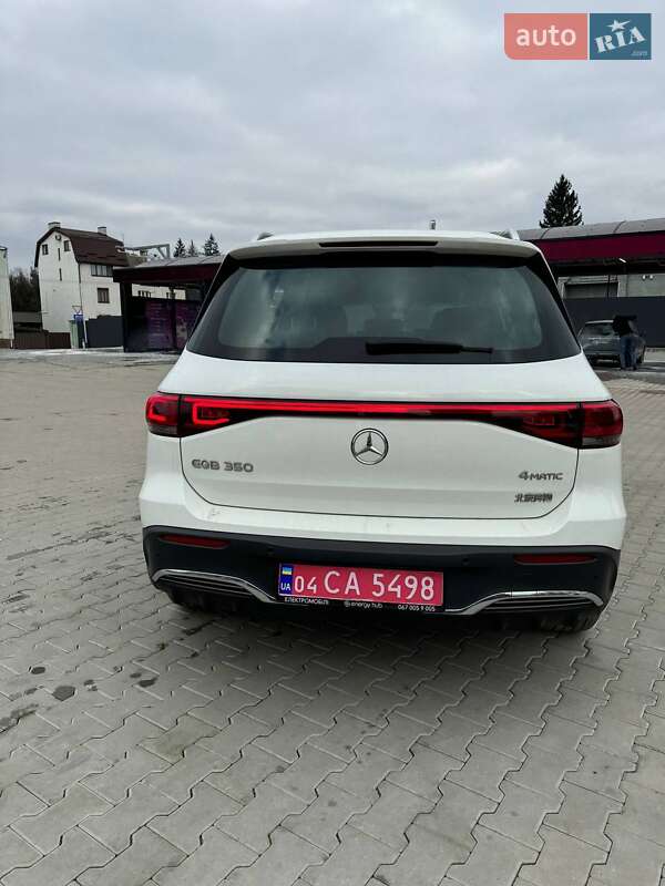 Mercedes-Benz EQB 2021