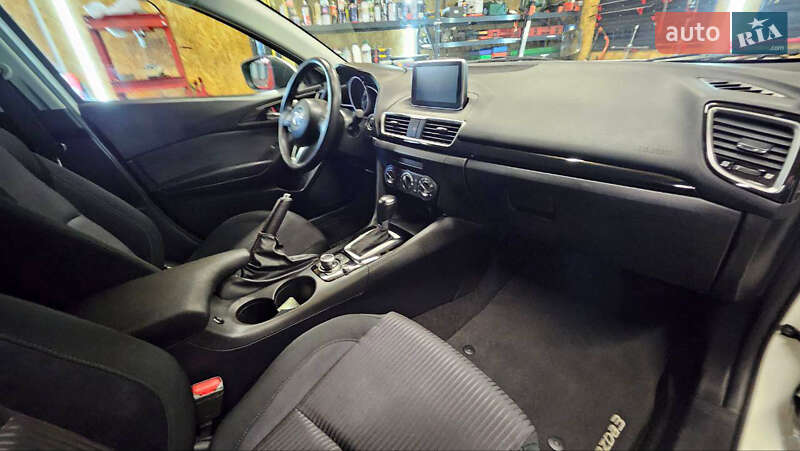 Mazda-4