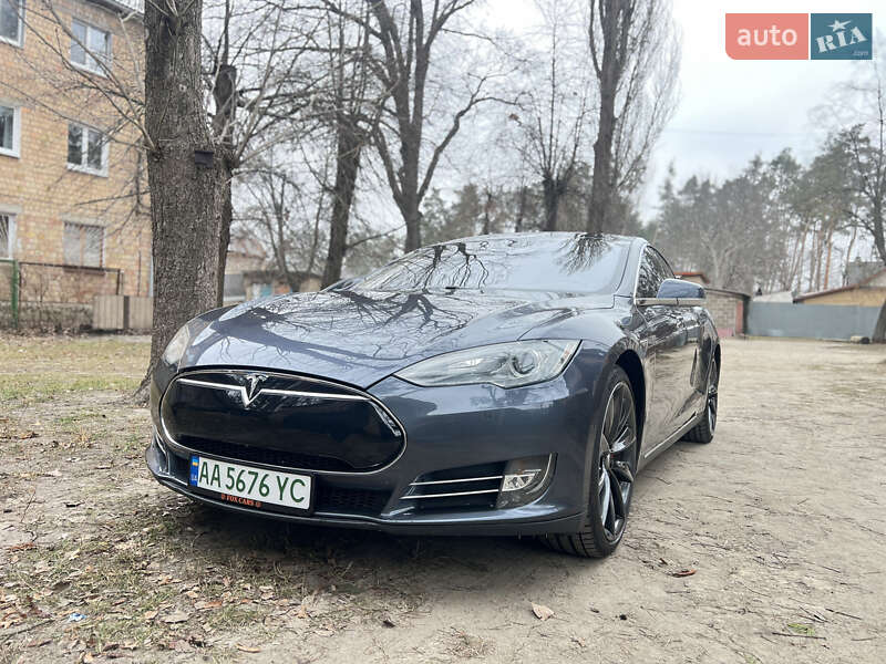 Tesla-18
