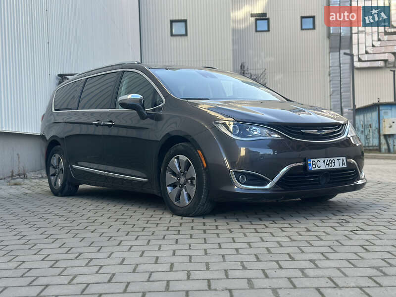 Chrysler Pacifica 2018