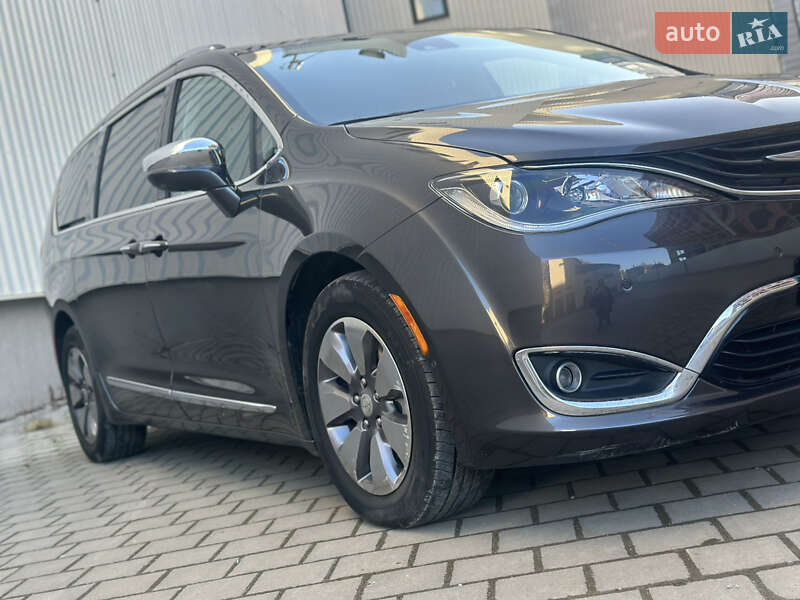 Chrysler Pacifica 2018