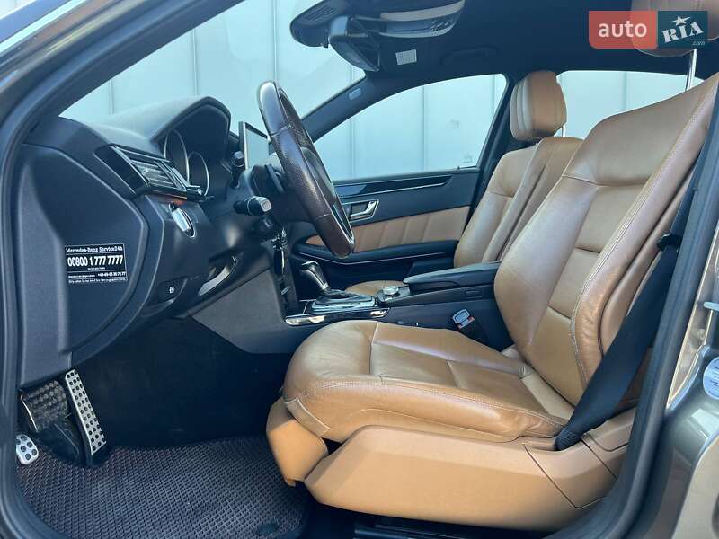 Mercedes-Benz E-Class 2010