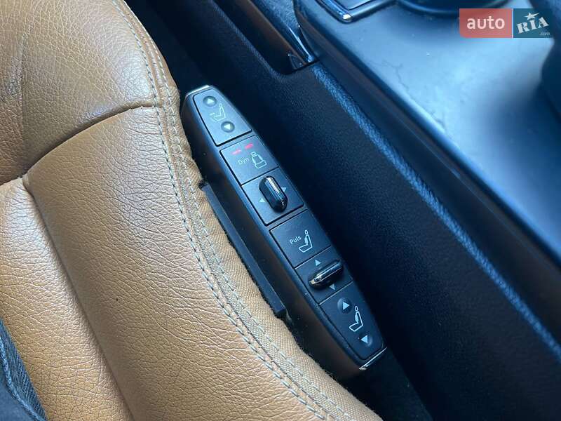 Mercedes-Benz E-Class 2010