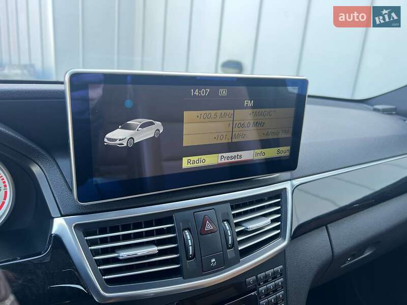 Mercedes-Benz E-Class 2010