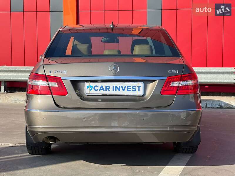 Mercedes-Benz E-Class 2010