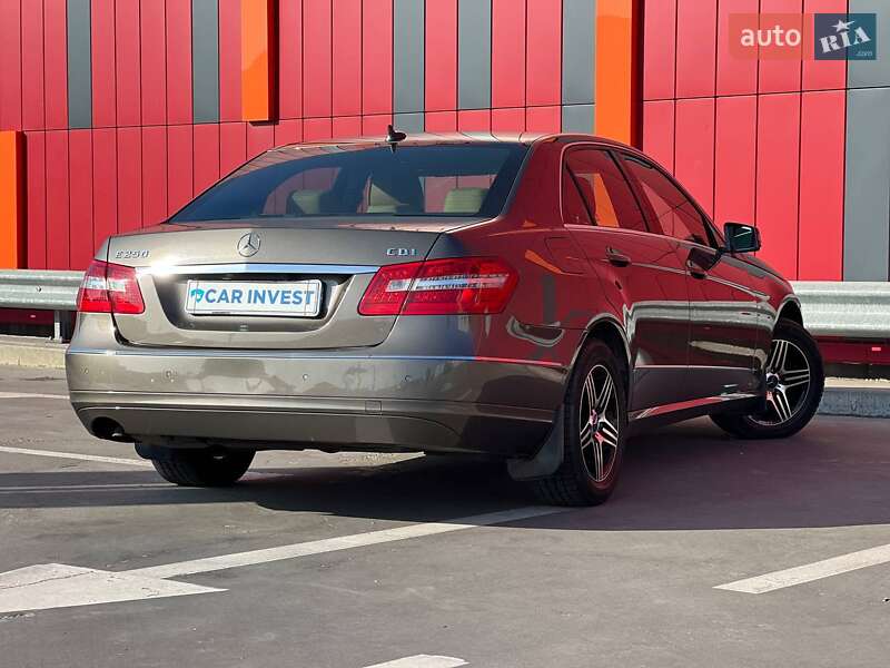 Mercedes-Benz E-Class 2010