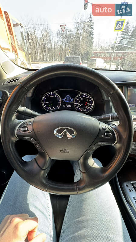 Infiniti-13