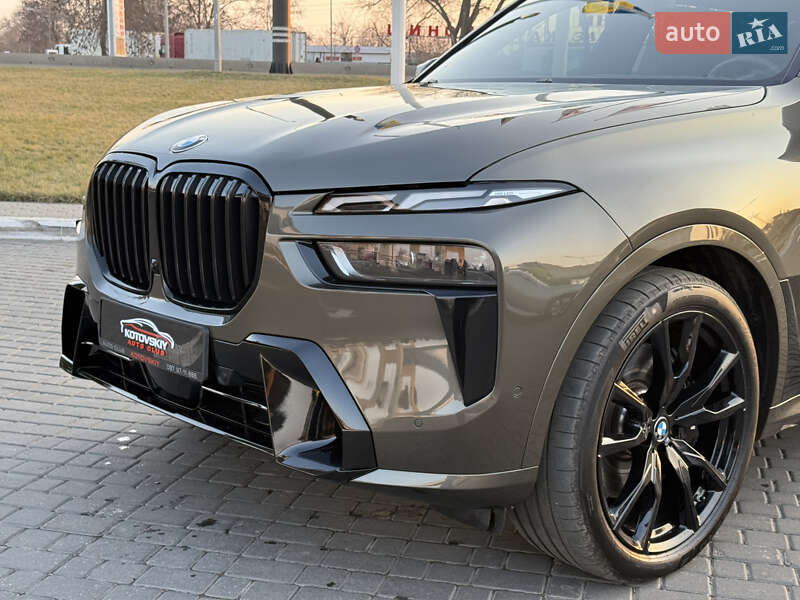 BMW X7 2023