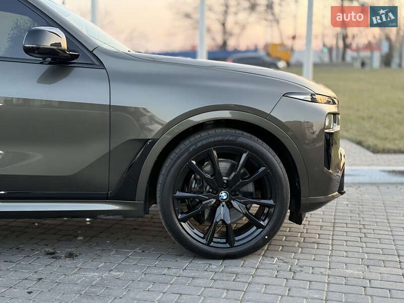 BMW X7 2023