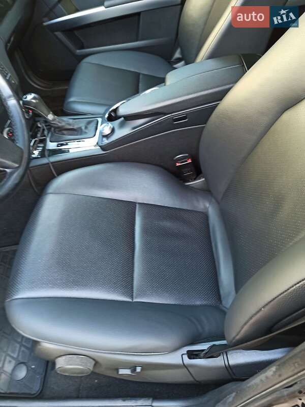 Mercedes-Benz GLK-Class 2012