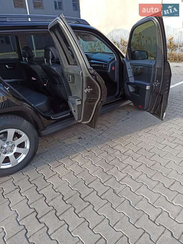 Mercedes-Benz GLK-Class 2012