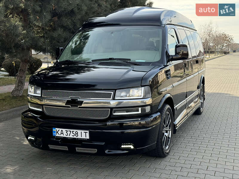 Chevrolet Express 2013