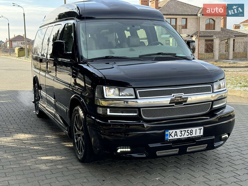 Chevrolet Express 2013