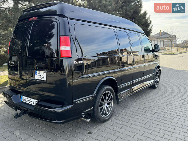 Chevrolet Express 2013