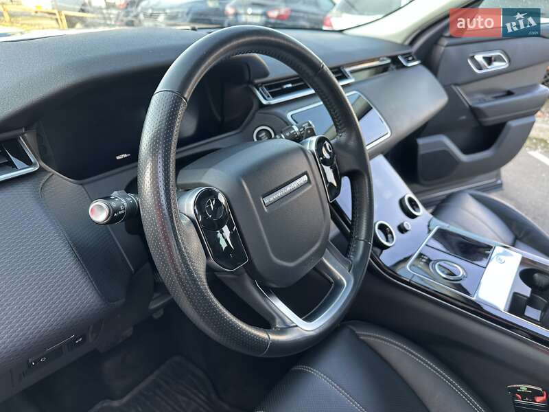 Land Rover-22