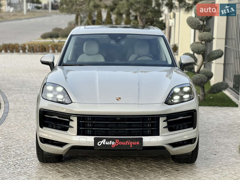 Porsche Cayenne 2024