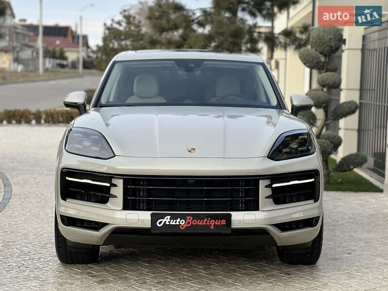 Porsche Cayenne 2024
