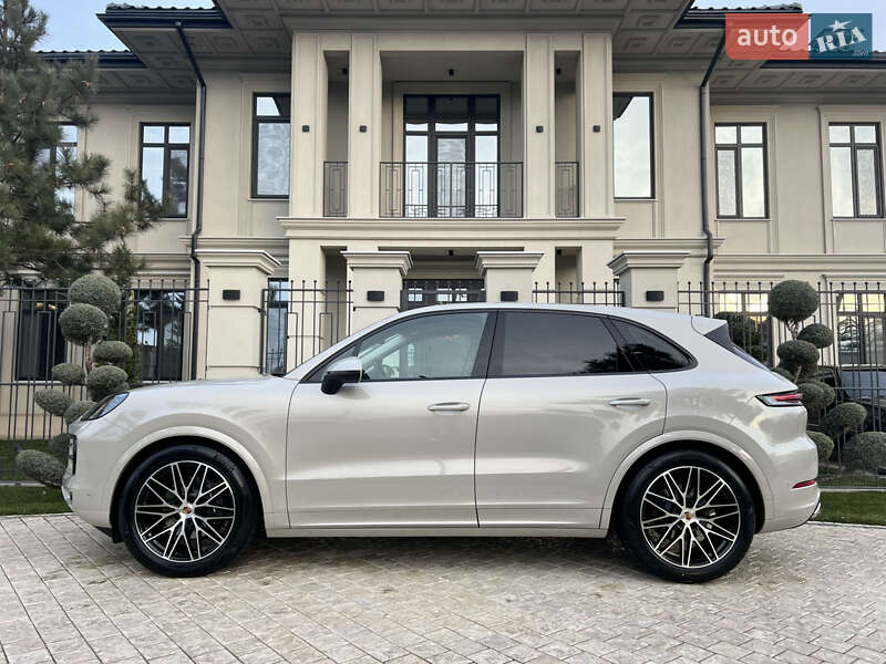 Porsche Cayenne 2024