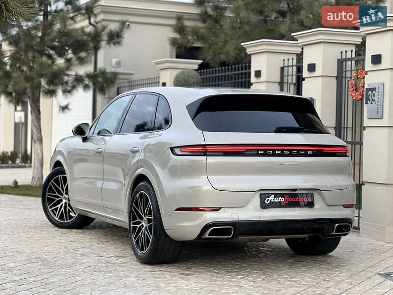 Porsche Cayenne 2024