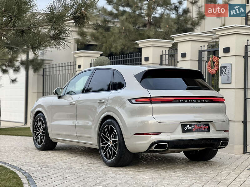 Porsche Cayenne 2024