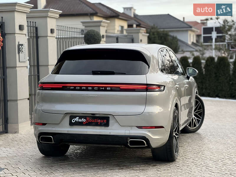 Porsche Cayenne 2024