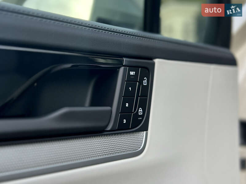 Porsche Cayenne 2024