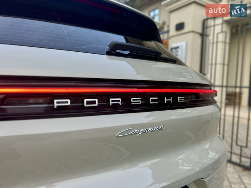 Porsche Cayenne 2024