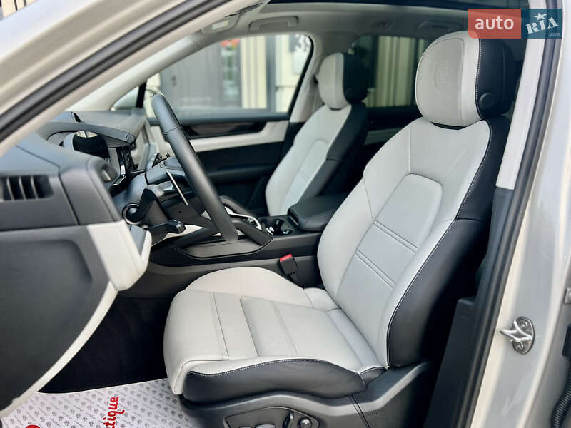 Porsche Cayenne 2024