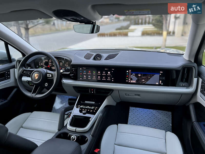 Porsche Cayenne 2024