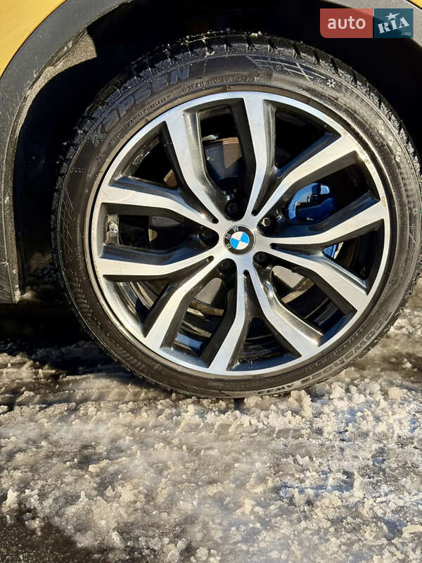 BMW-22