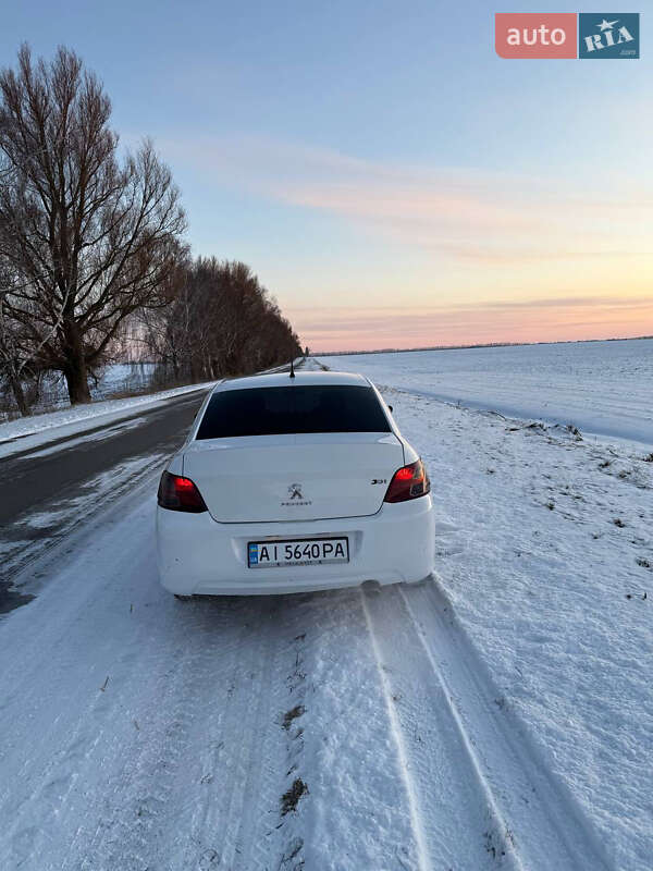 Peugeot-5