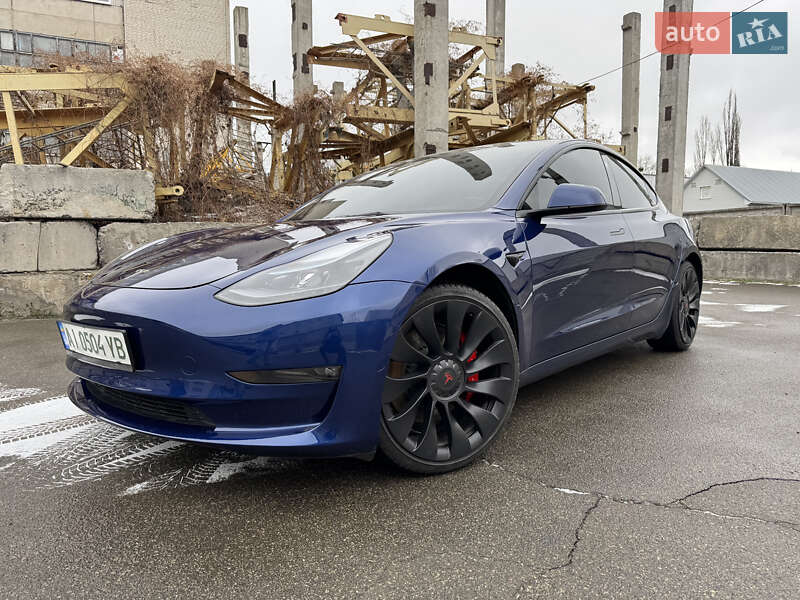 Tesla-3
